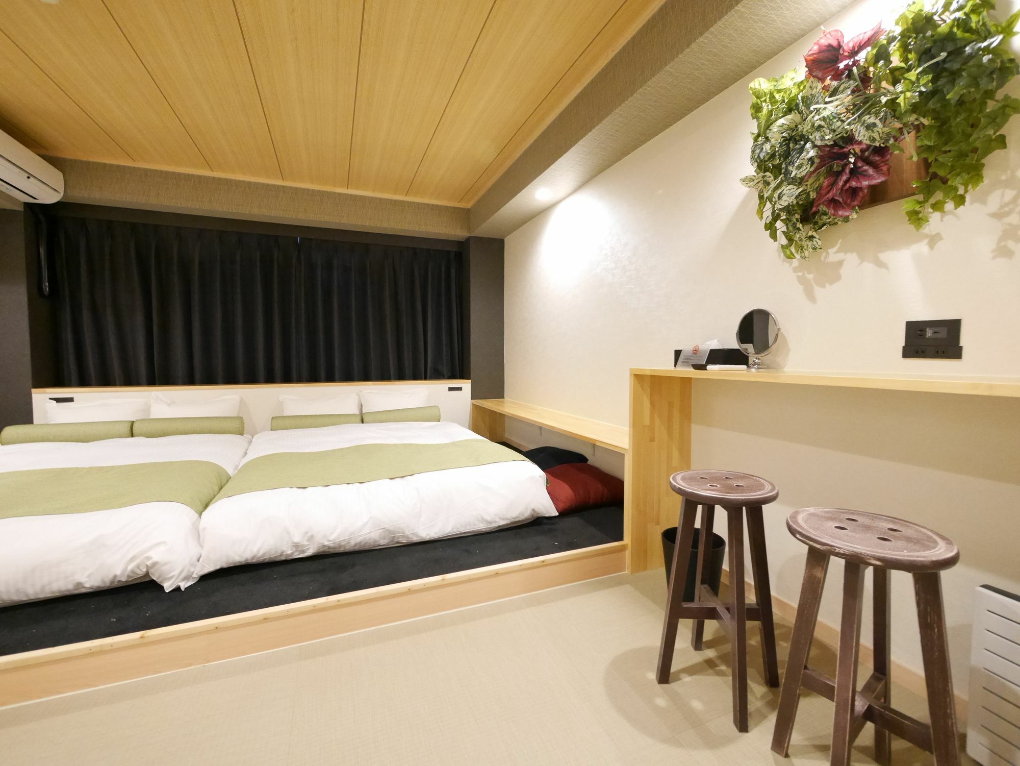 Ookini Hotels Shinsaibashi Sennencho Apartment Osaka Exterior photo